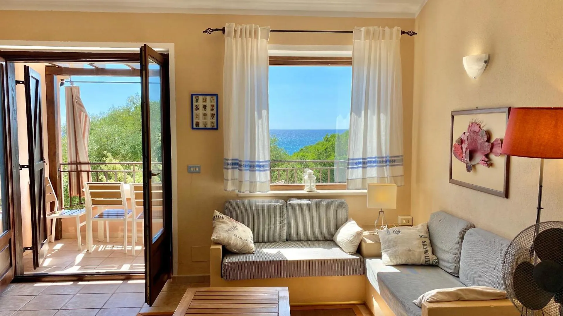 Costa Est Apartments Cala Liberotto Italien