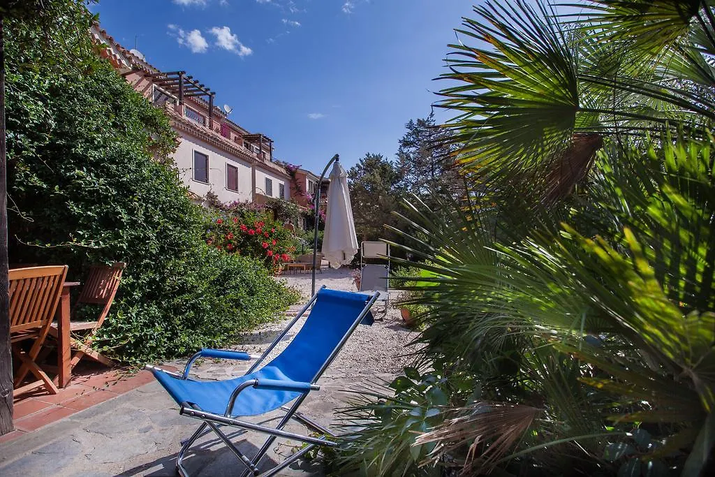 Costa Est Apartments Cala Liberotto Ferienhaus